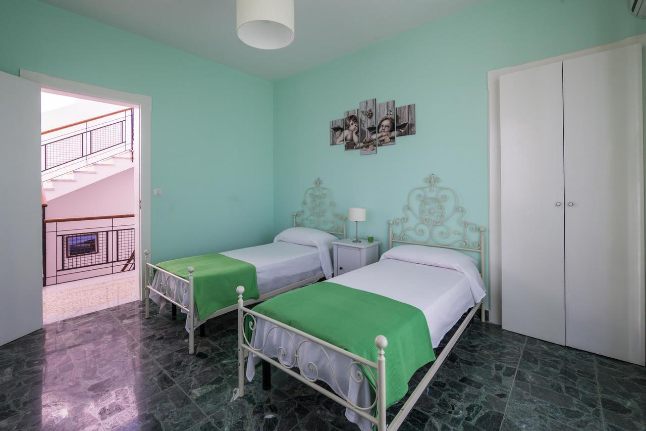 La Casa Di Eolo Bed and Breakfast Villa San Giovanni Exteriör bild